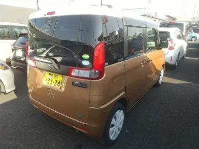 Suzuki Spacia