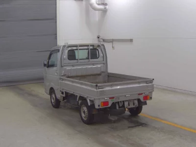 Nissan CLIPPER TRUCK  с аукциона в Японии