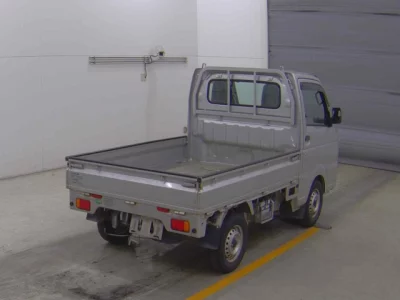 Nissan CLIPPER TRUCK  с аукциона в Японии