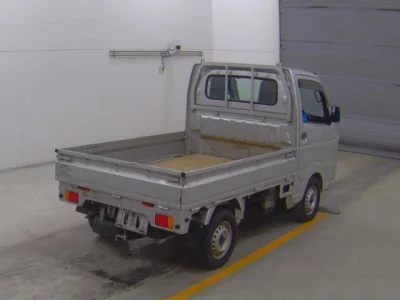 Nissan CLIPPER TRUCK  с аукциона в Японии