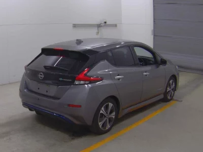 Nissan LEAF  с аукциона в Японии