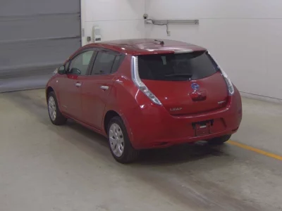 Nissan LEAF  с аукциона в Японии