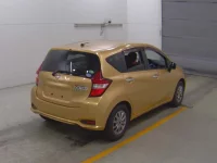 Nissan NOTE лот № 6 оценка 3  с аукциона в Японии 3