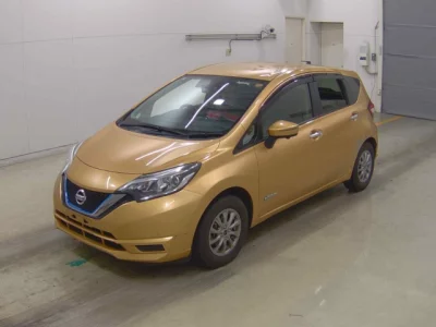 Nissan NOTE  с аукциона в Японии