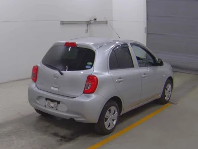 Nissan March