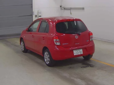Nissan March