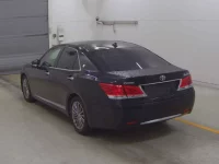 Toyota CROWN лот № 8018 оценка 3.5  с аукциона в Японии 1