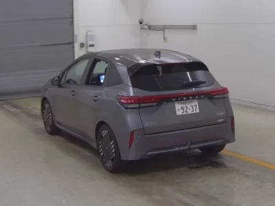Nissan Aura