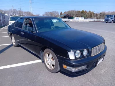 Nissan GLORIA  с аукциона в Японии