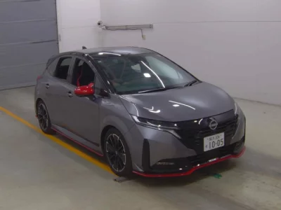 Nissan AURA