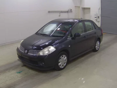 Nissan TIIDA LATIO