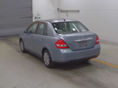 Nissan TIIDA LATIO