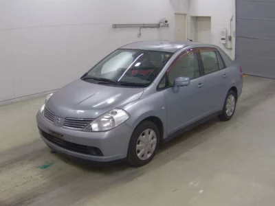 Nissan TIIDA LATIO