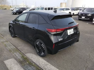 Nissan Aura