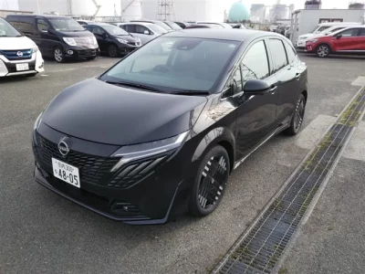 Nissan Aura