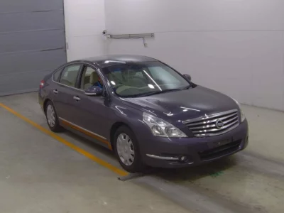 Nissan TEANA