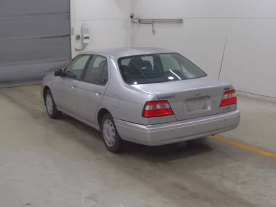 Nissan Bluebird