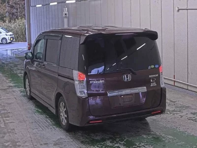 Honda STEP WAGON