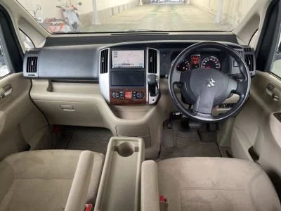 Suzuki Landy