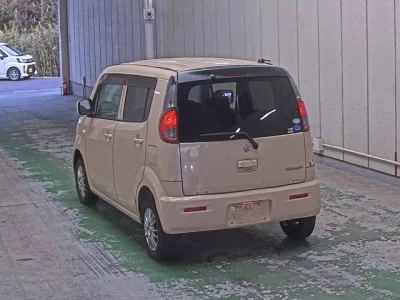Suzuki MRWAGON