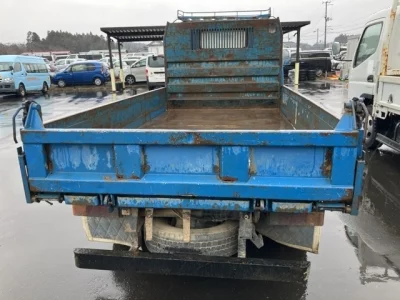 Mitsubishi FUSO TRUCK  с аукциона в Японии