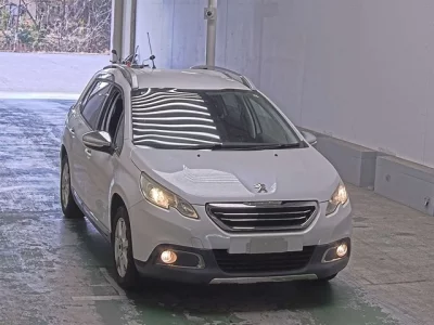 Peugeot 2008  с аукциона в Японии