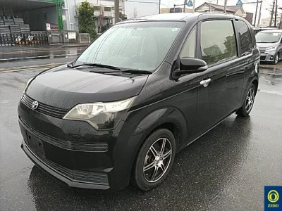 Toyota SPADE  с аукциона в Японии