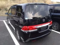 Honda STEP WAGON лот № 21 оценка R  с аукциона в Японии 1