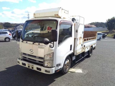 Mazda Titan