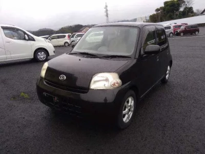 Daihatsu Esse