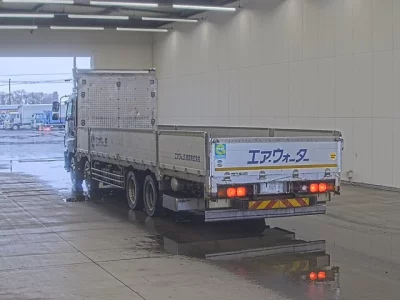 Isuzu GIGA  с аукциона в Японии