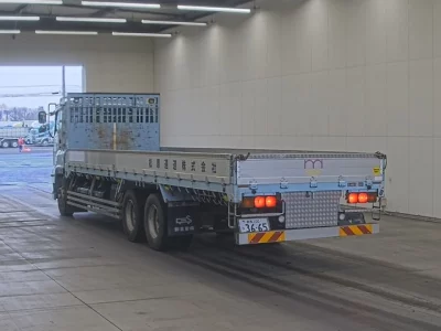 Isuzu GIGA  с аукциона в Японии