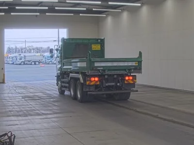 Isuzu GIGA  с аукциона в Японии