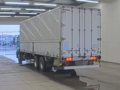 Isuzu GIGA  с аукциона в Японии