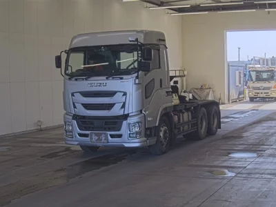 Isuzu GIGA  с аукциона в Японии