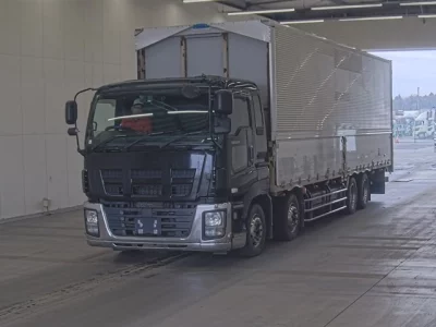 Isuzu Giga