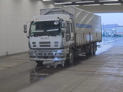 Isuzu Giga