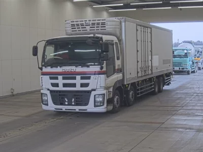 Isuzu GIGA  с аукциона в Японии