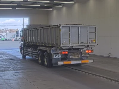 Isuzu GIGA  с аукциона в Японии