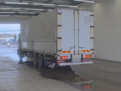 Isuzu GIGA  с аукциона в Японии