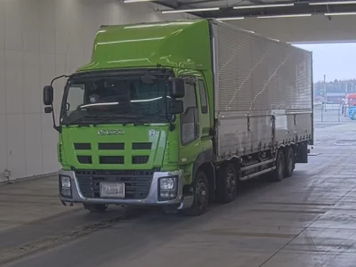 Isuzu GIGA  с аукциона в Японии
