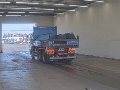 Isuzu GIGA  с аукциона в Японии