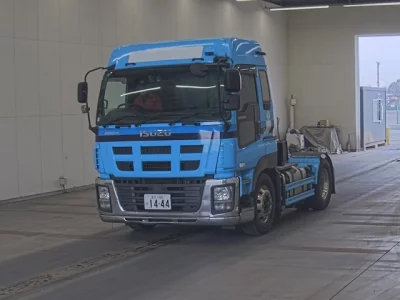 Isuzu GIGA  с аукциона в Японии