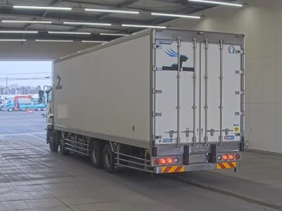 Isuzu GIGA  с аукциона в Японии