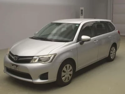 Toyota COROLLA FIELDER  с аукциона в Японии