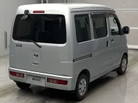 Toyota PIXIS VAN лот № 3002 оценка R  с аукциона в Японии 1