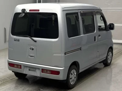 Toyota PIXIS VAN  с аукциона в Японии