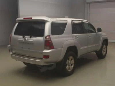 Toyota HILUX SURF