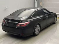 Toyota CROWN лот № 37 оценка 3.5  с аукциона в Японии 1