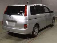 Toyota ISIS лот № 4007 оценка R  с аукциона в Японии 1